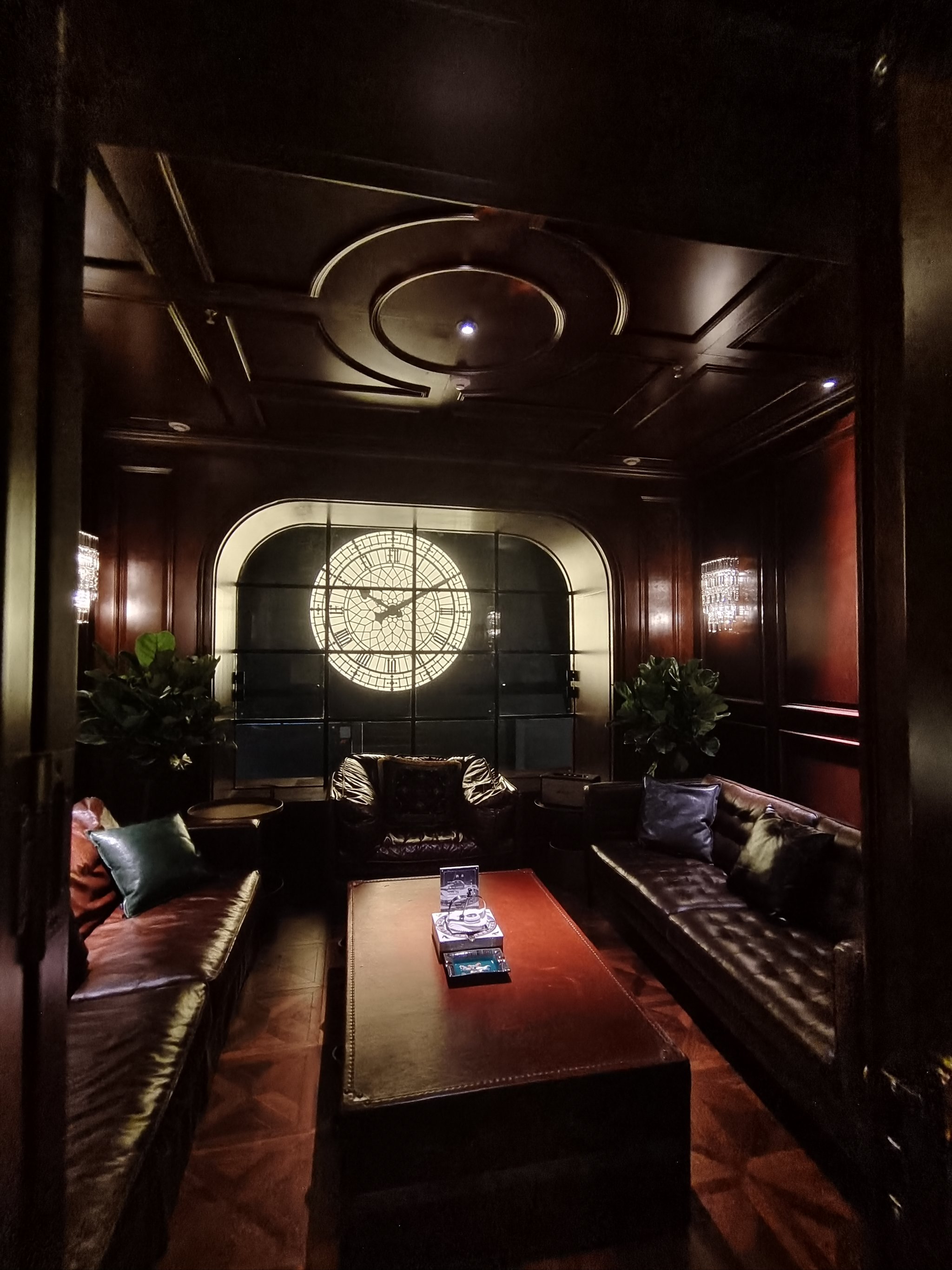 武汉商务KTV：片场区别-洪山区ktv预订